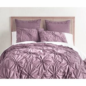 Pier 1 5-Piece Bedding Set